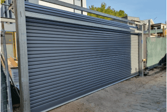 Stand alone roller door